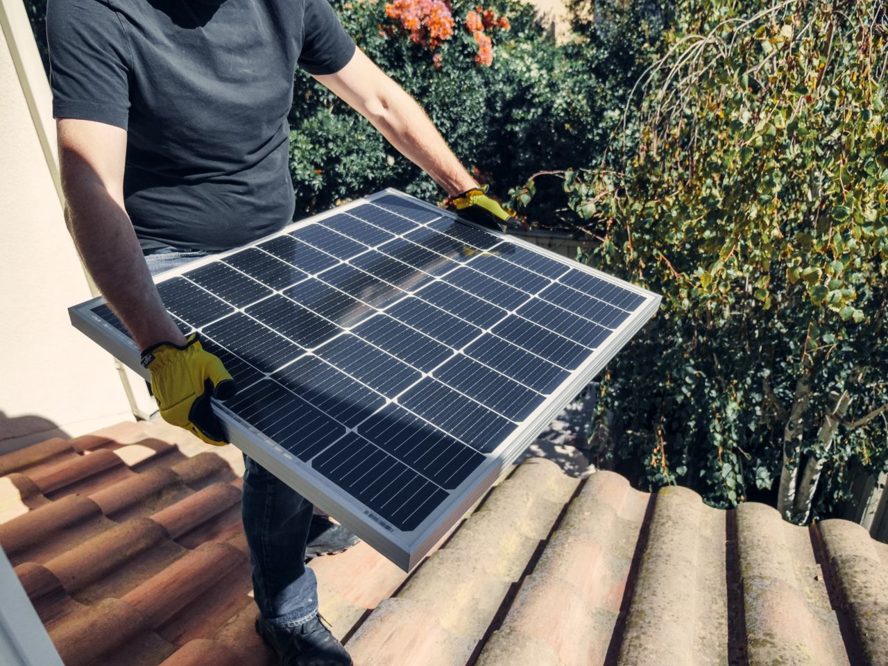 Solceller til private boligejere – alt du skal vide, før du beslutter dig